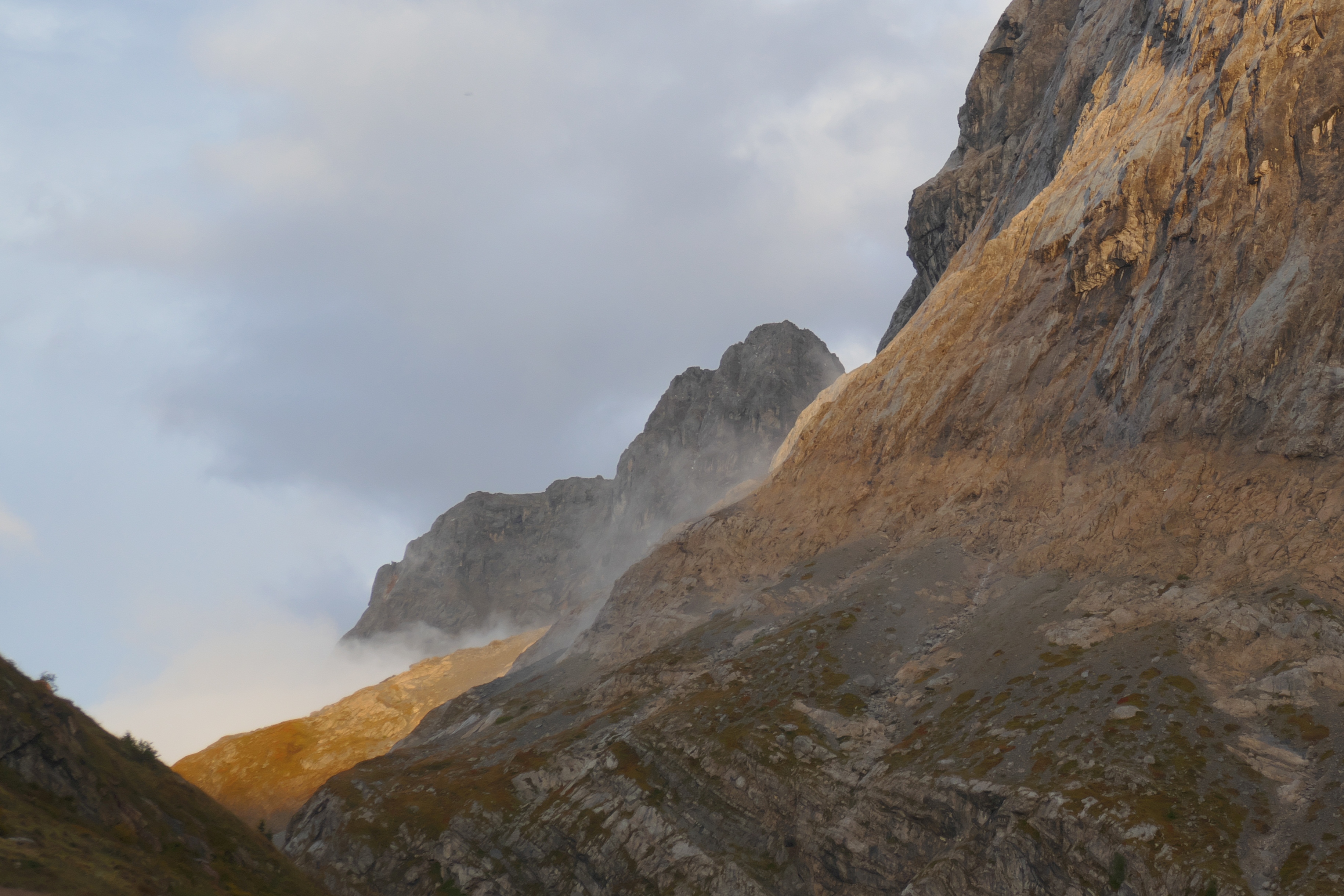 Sonnenlicht und Wolken